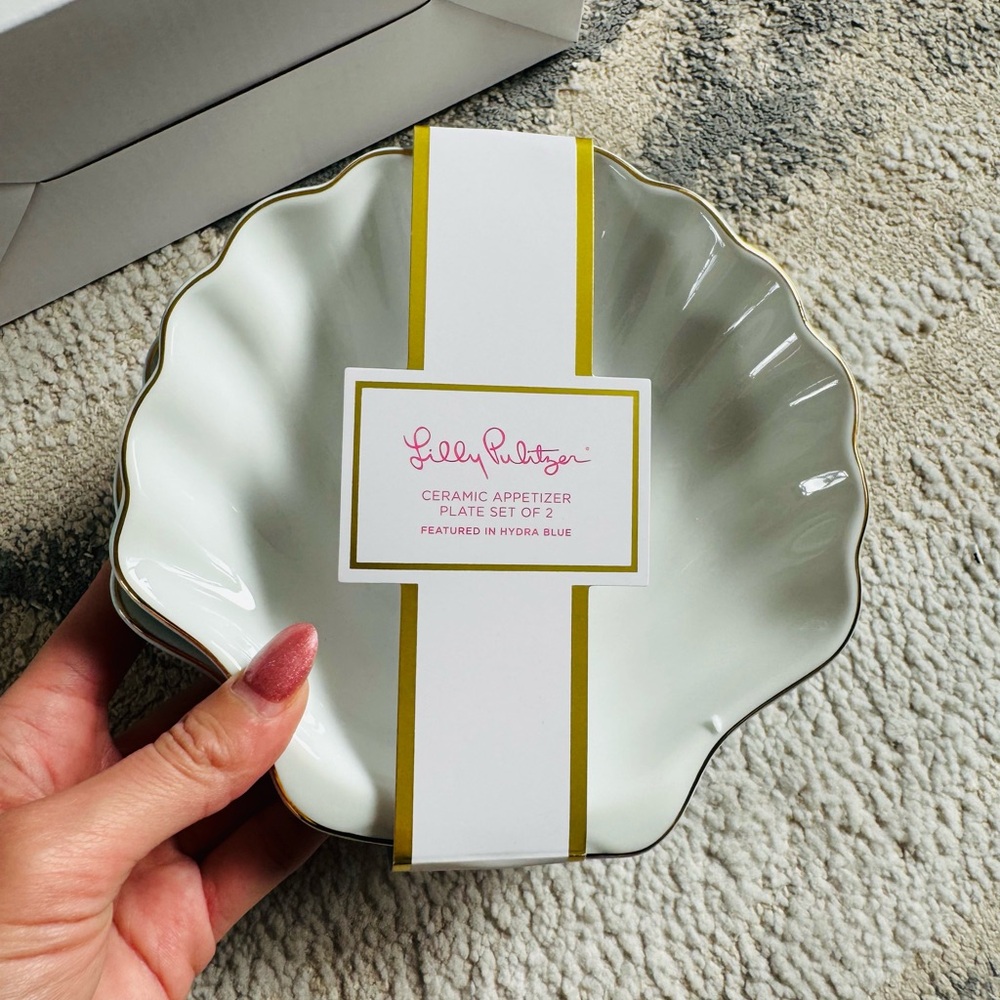 Lilly Pulitzer Hydra Blue Ceramic Shell Appetizers Plate Set of 2 with Gold Trim
